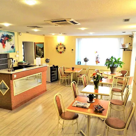 Appia カンヌ